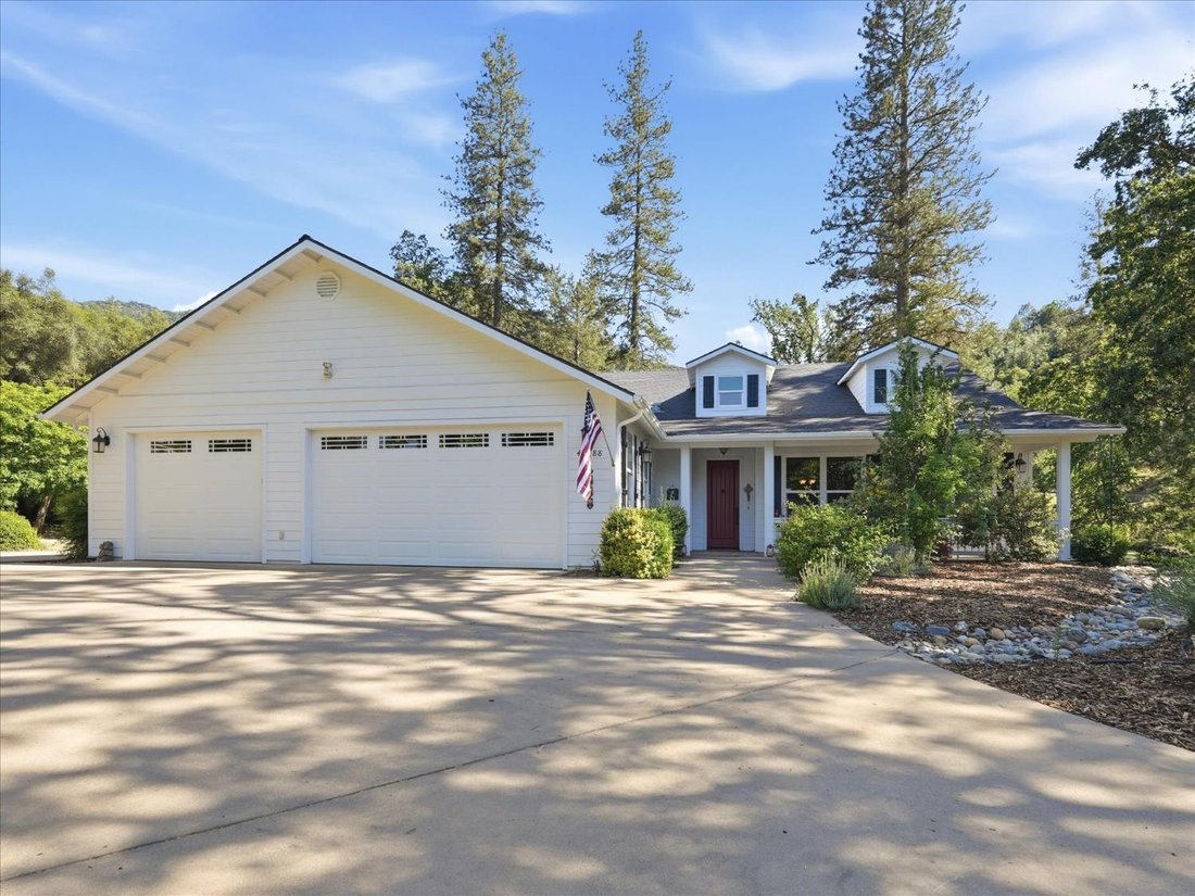 House in Oakhurst, California, United States 2 - 18080721