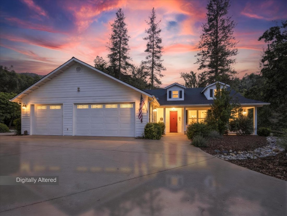 House in Oakhurst, California, United States 1 - 18080721