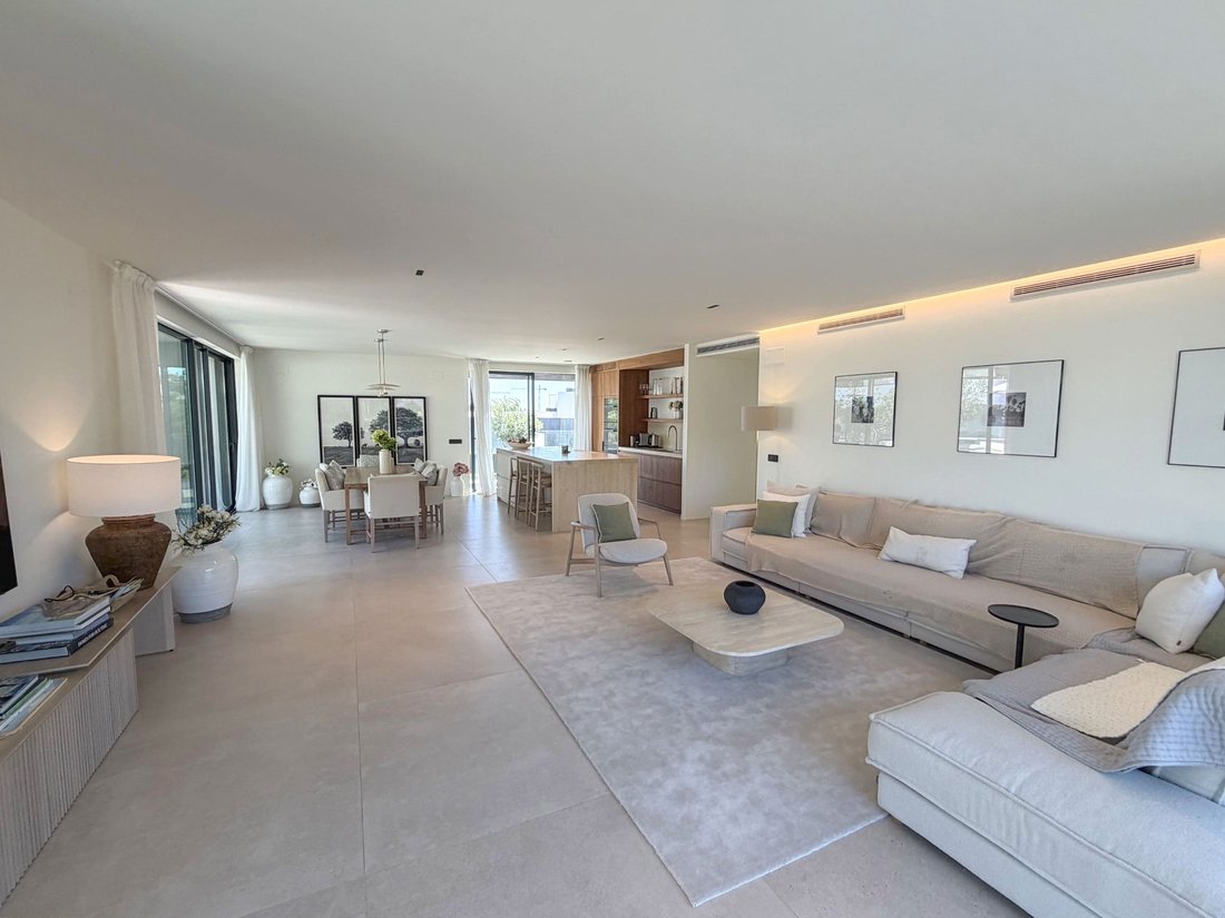 Penthouse in Sotogrande, San Roque, Andalusia 4 - 18080737