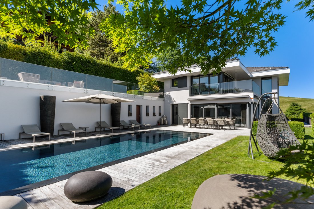Villa in Arzier-Le Muids, Waadt, Schweiz 1 - 17732540