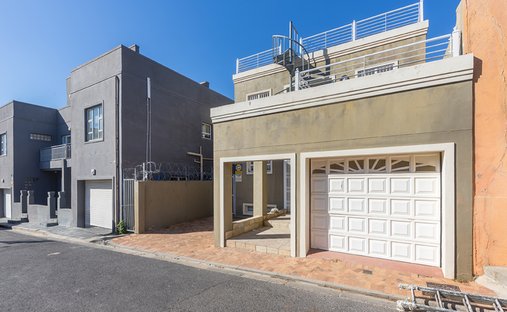 House in Cape Town, Western Cape, South Africa 1