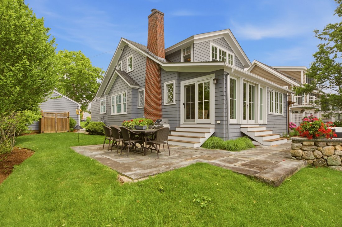 Barrington, Rhode Island, United States 5 - 18080761