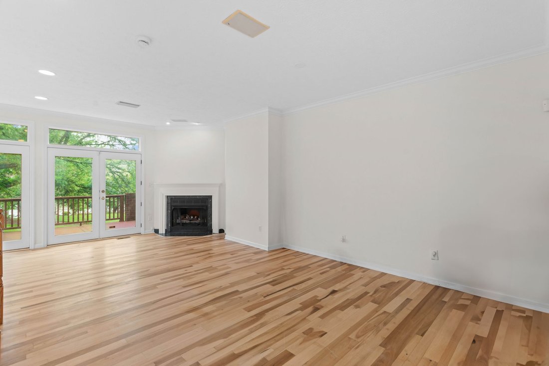 House in Pittsburgh, Pennsylvania, United States 5 - 18080802