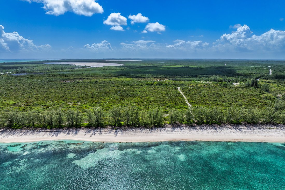 Land in Sandy Point, Caicos Islands, Turks and Caicos Islands 4 - 15410856