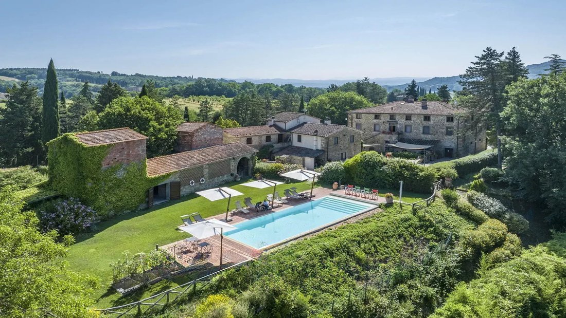 Country House in Anghiari, Tuscany, Italy 1 - 18080809