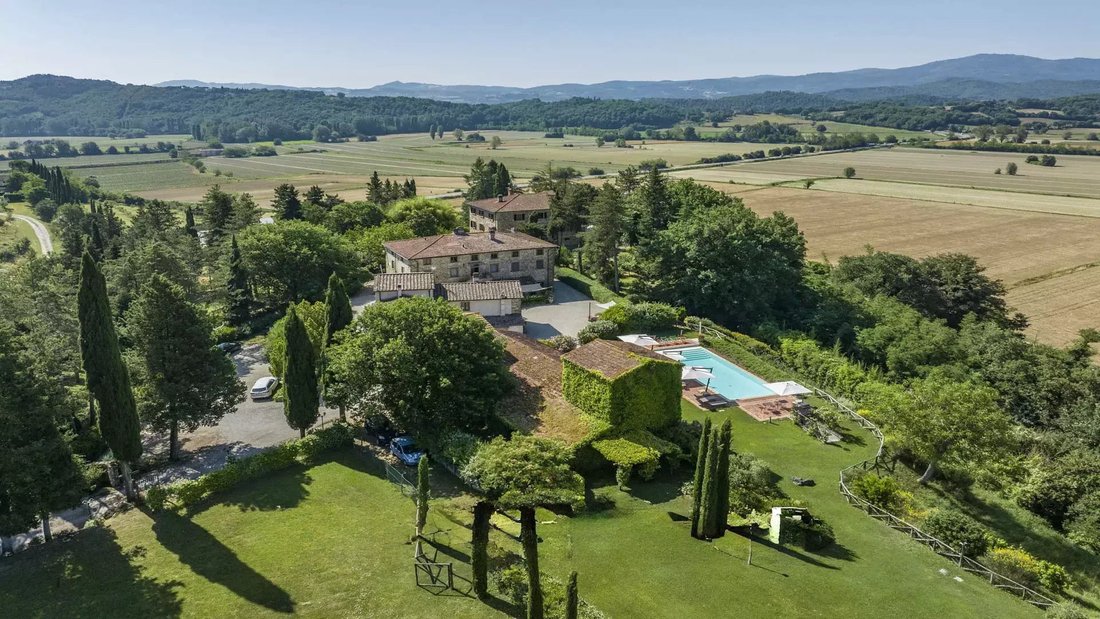 Country House in Anghiari, Tuscany, Italy 2 - 18080809