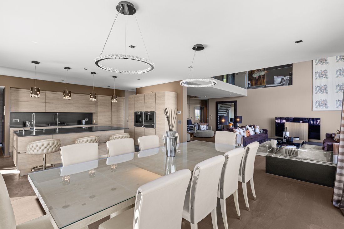 Villa in Arzier-Le Muids, Waadt, Schweiz 5 - 17732540