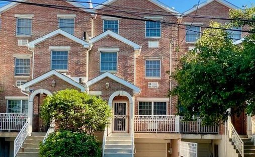 House in New York, New York, United States 1