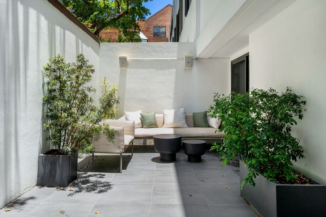 Townhouse in Miami, Florida, United States 3 - 18080869