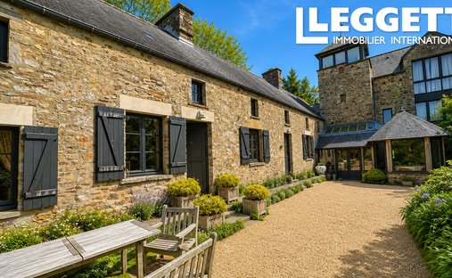 House in Saint-Pierre-d'Arthéglise, Normandy, France 1