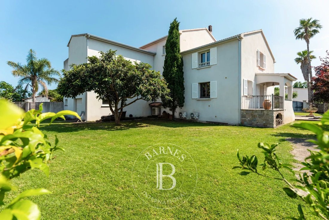 Villa in Penta-di-Casinca, Corsica, France 1 - 18083476