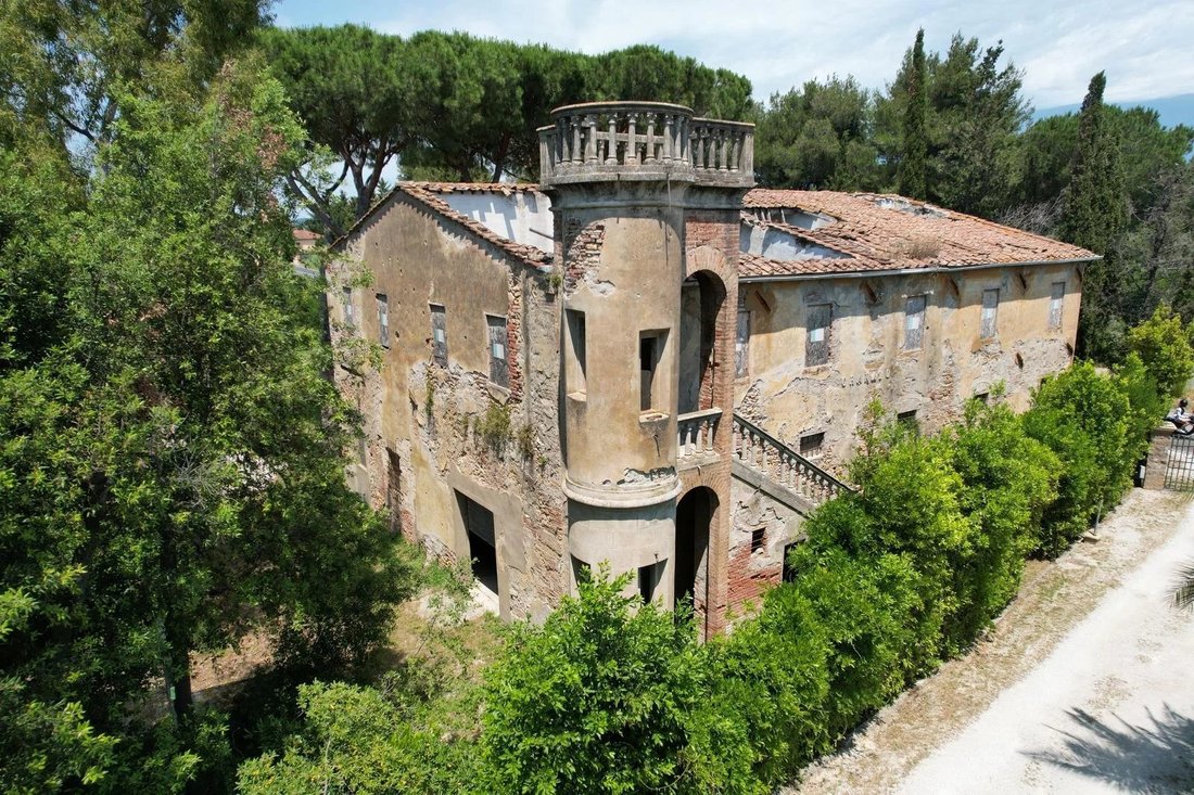 Estate in Cecina Centro, Cecina, Tuscany 1 - 18081291