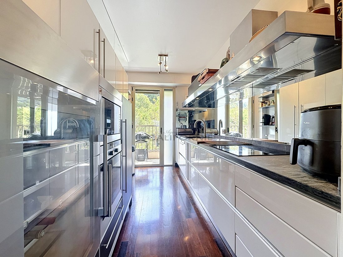 Apartment in Cannes, Provence-Alpes-Côte d'Azur, France 4 - 18082279