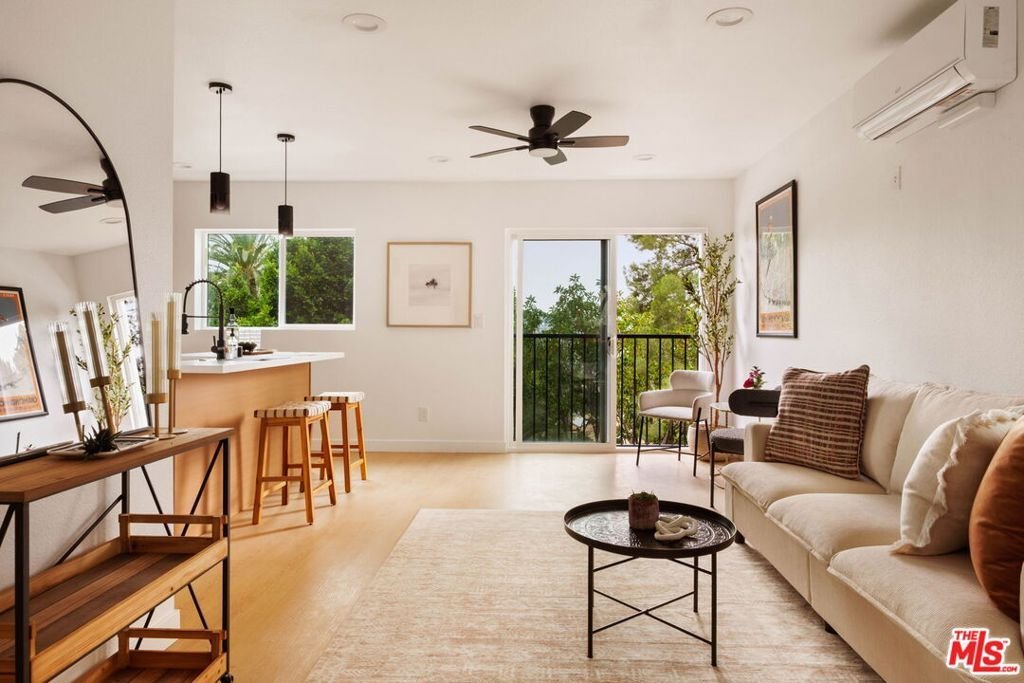 House in Los Angeles, California, United States 2 - 18086857