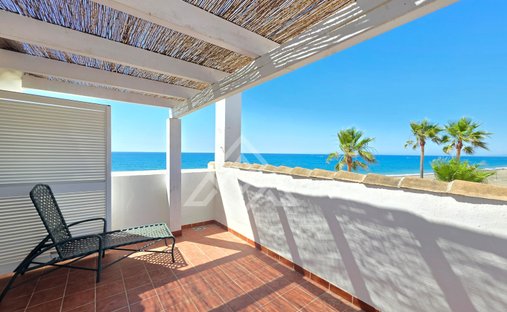 House in Cancelada, Estepona, Andalusia 1
