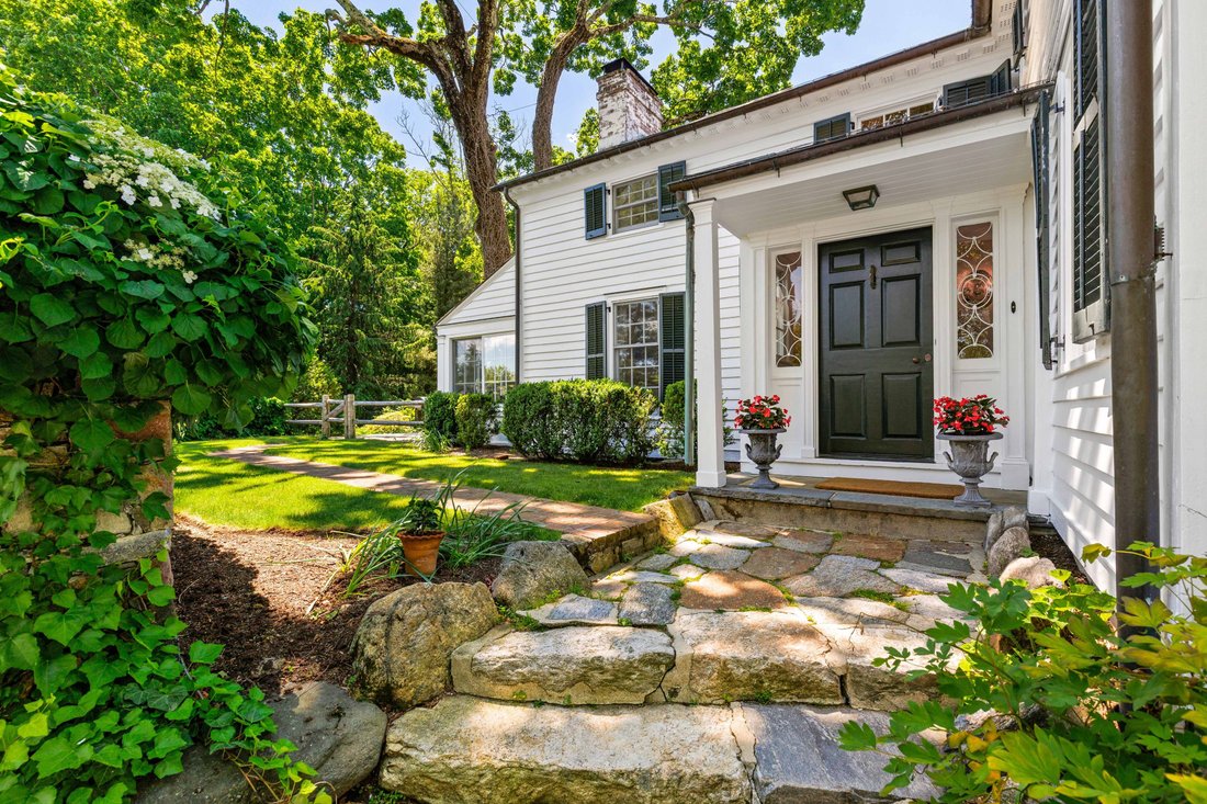 House in Greenwich, Connecticut, United States 2 - 18083876
