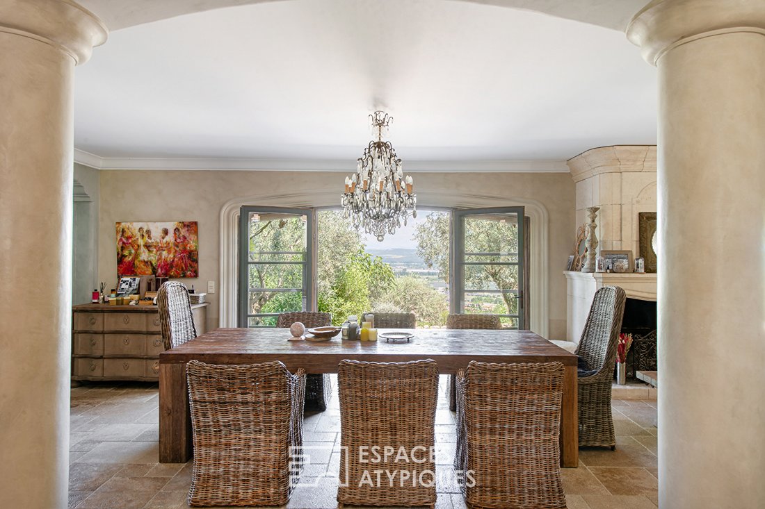 Villa in Sainte-Tulle, Provence-Alpes-Côte d'Azur, France 2 - 18083535