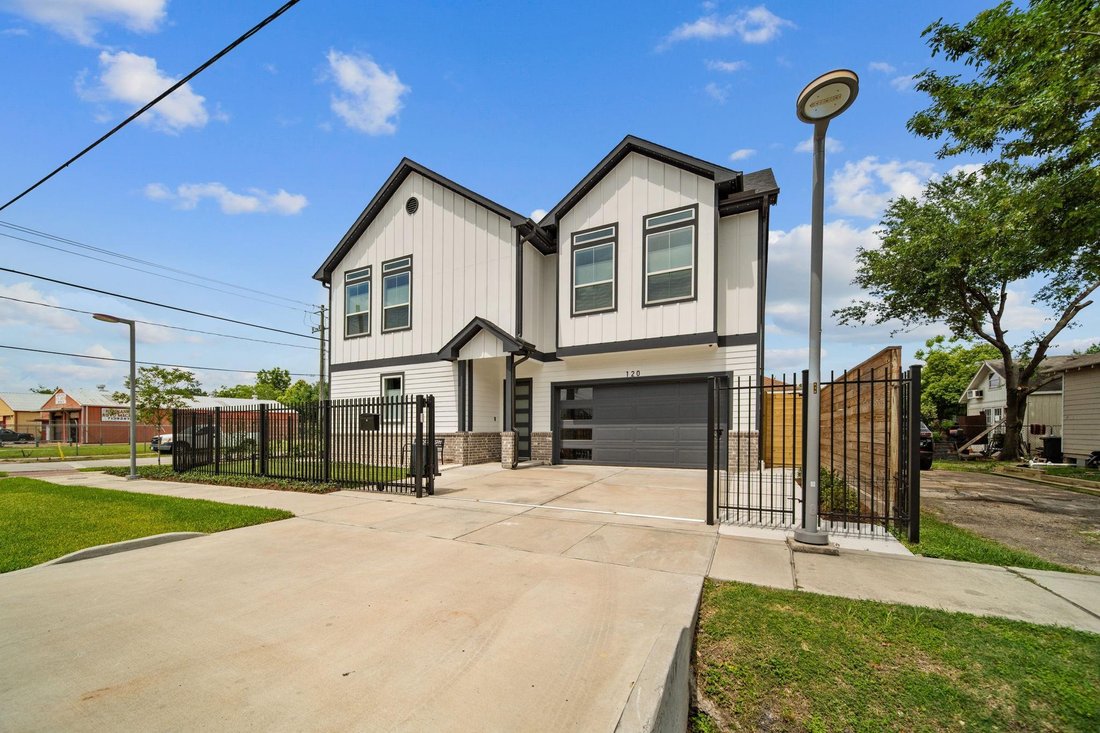 House in Houston, Texas, United States 1 - 18082155