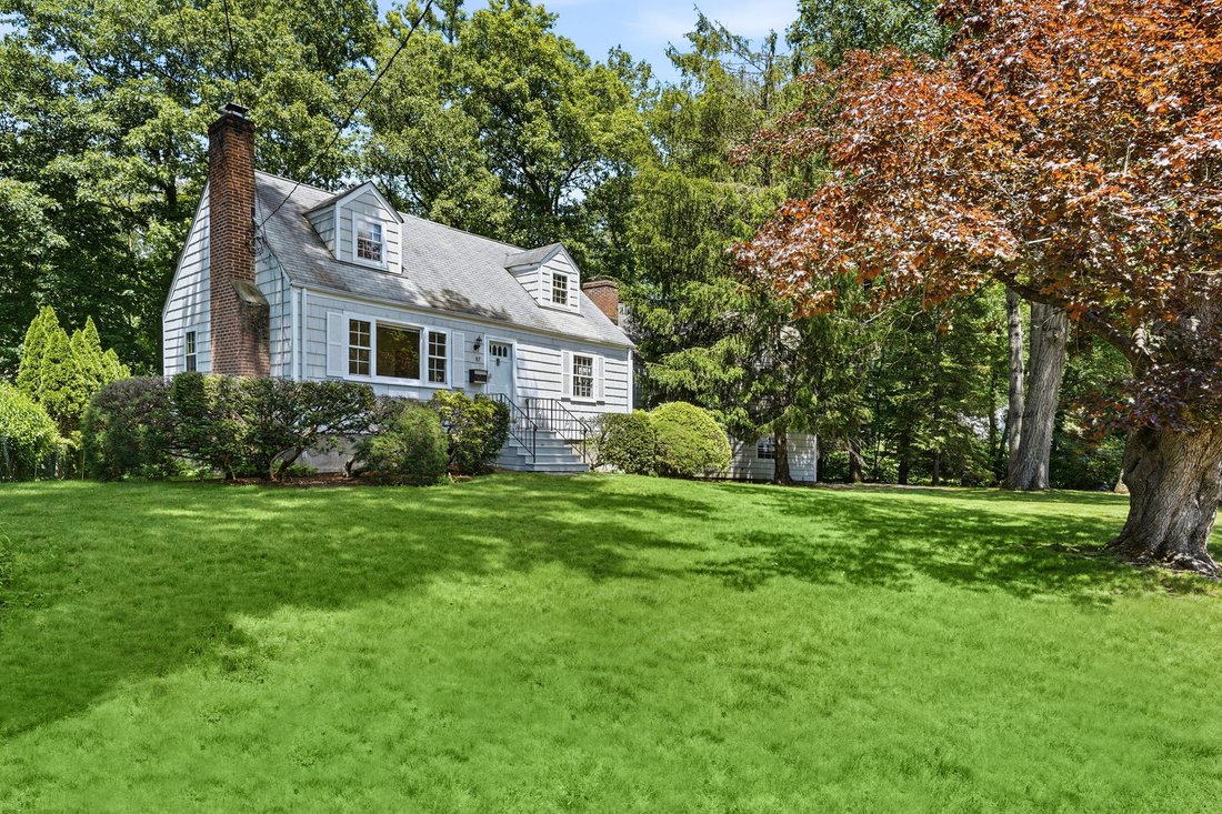 House in Stamford, Connecticut, United States 2 - 18084058