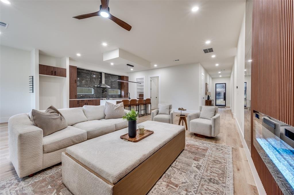 House in Dallas, Texas, United States 5 - 18082012