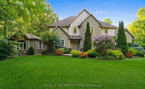 House in Ottawa, Ontario, Canada 1