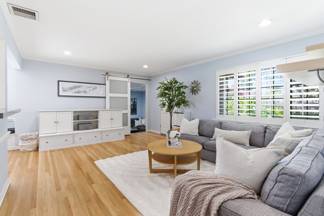 House in Burbank, California, United States 3 - 18082867