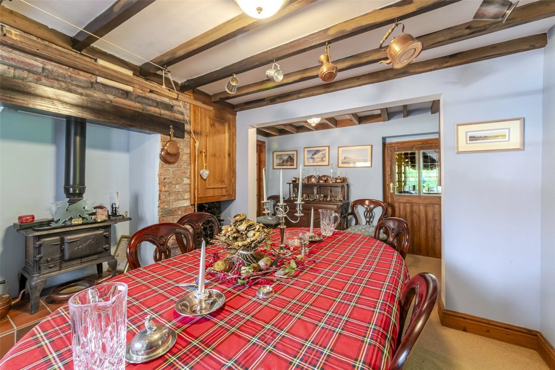House in Northop, Wales 4 - 18081137