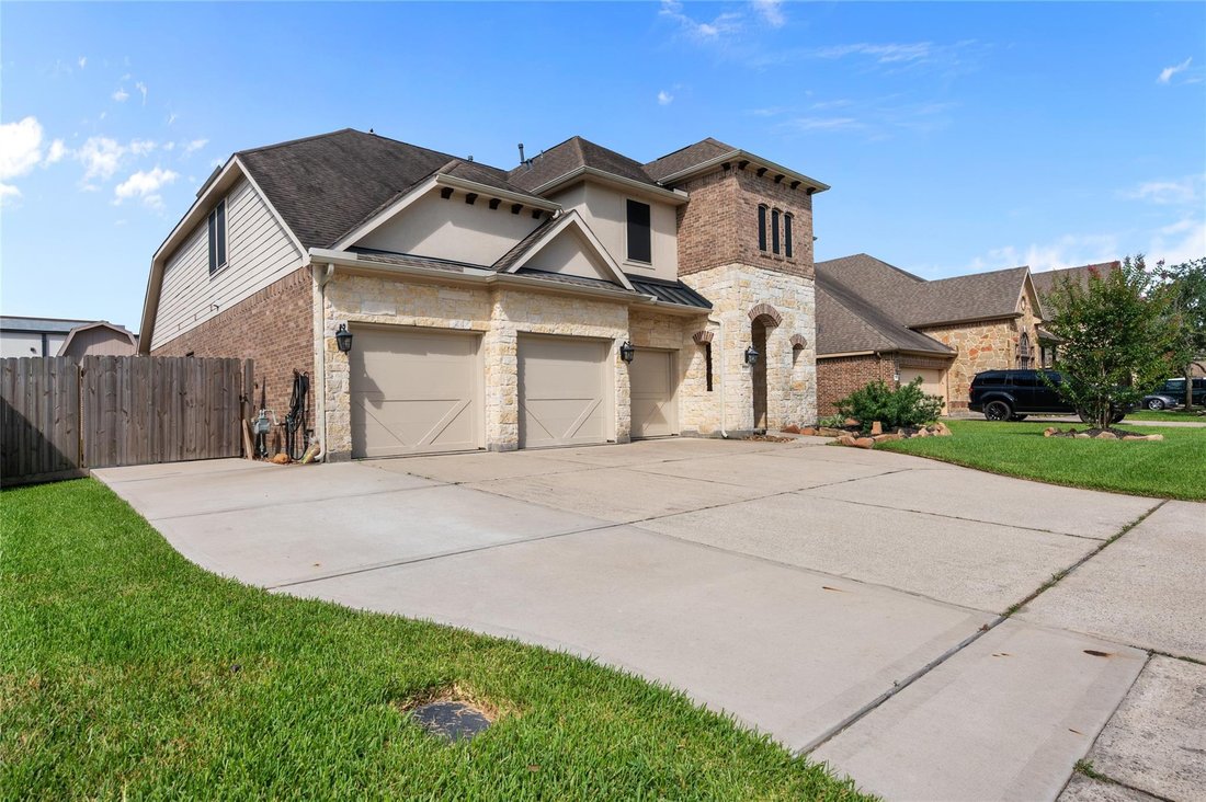 House in Baytown, Texas, United States 2 - 18082025