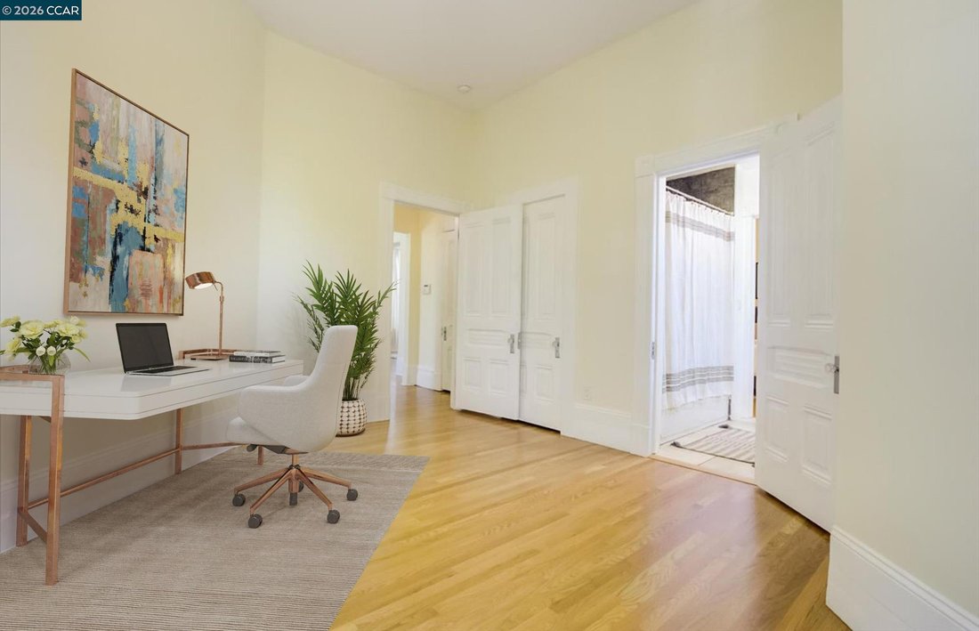 Andere in Berkeley, Kalifornien, Vereinigte Staaten 5 - 18086715