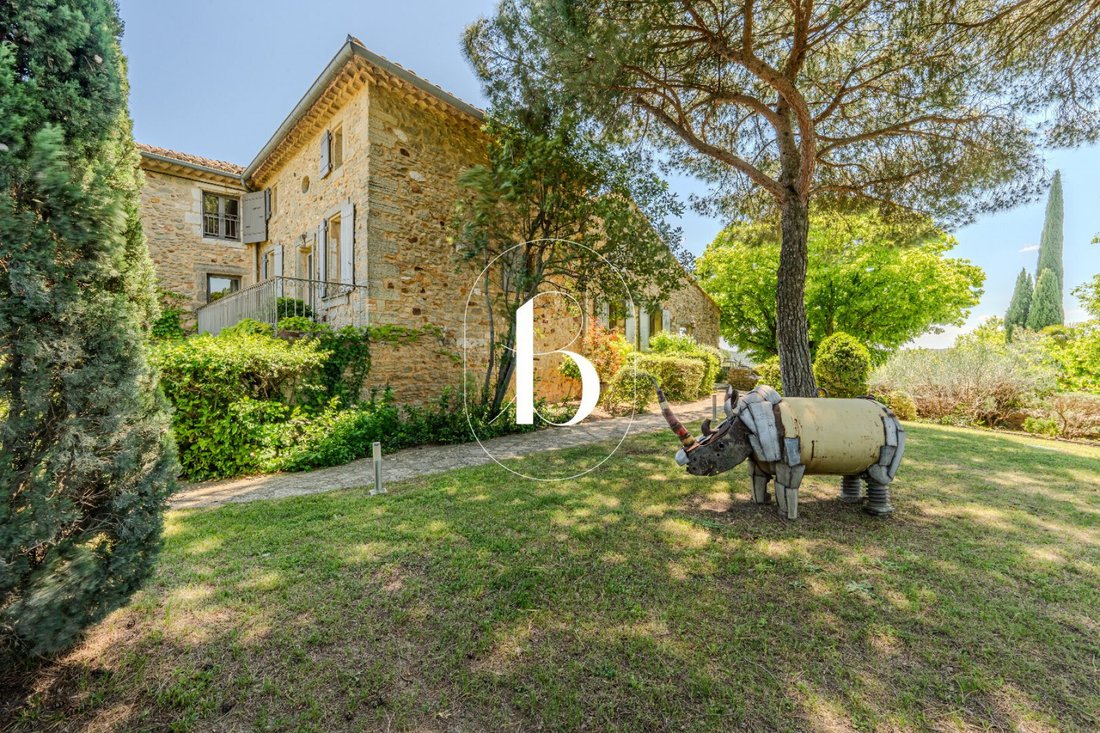 Casa a Uzès, Occitania, Francia 1 - 18082605