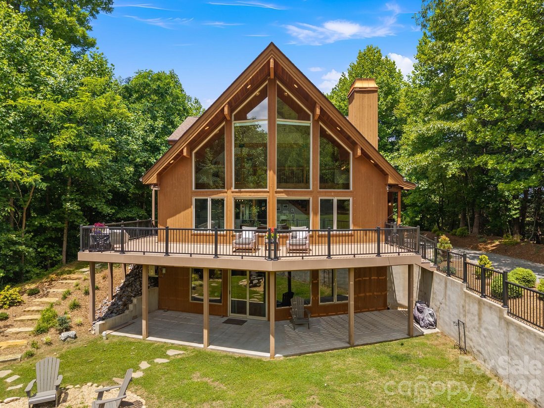 House in Hendersonville, North Carolina, United States 1 - 18085979