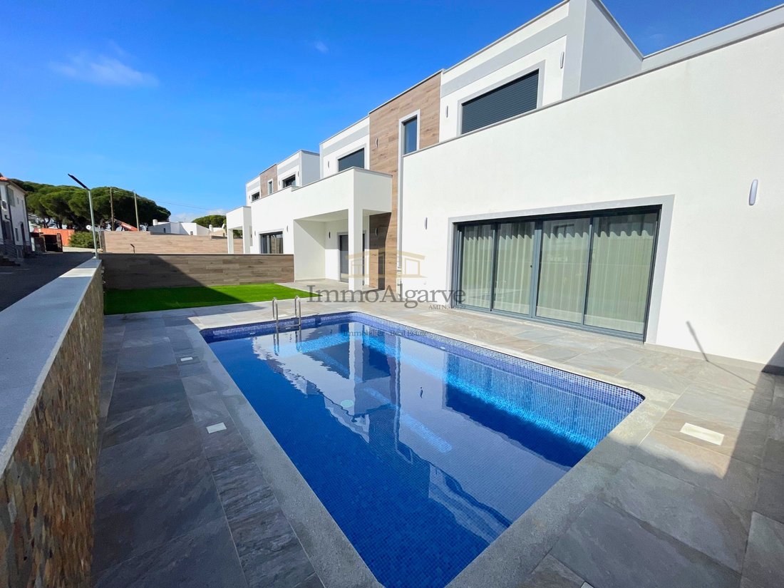 House in Olhos de Agua, Algarve, Portugal 1 - 18083153
