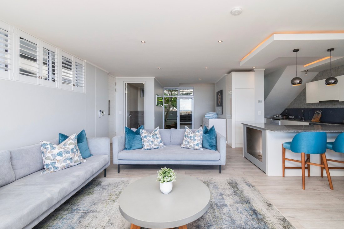 Apartment in Camps Bay, Cape Town, South Africa 5 - 14466546