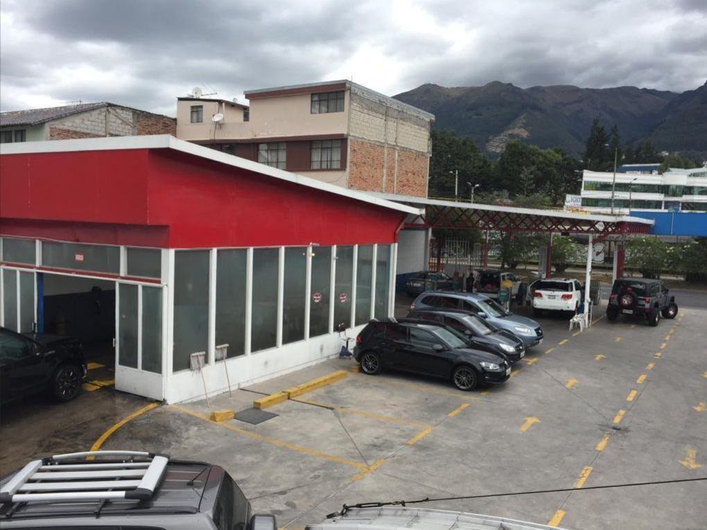Terreno en Quito, Pichincha, Ecuador 2 - 18082756