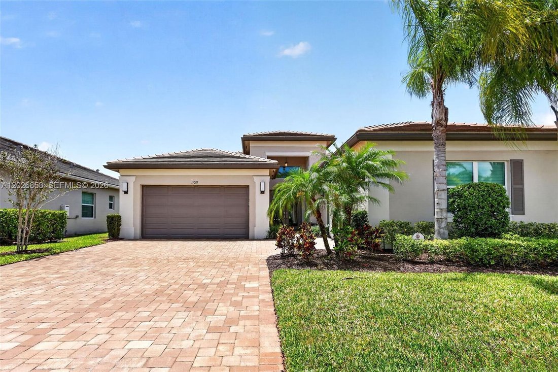 House in Port St. Lucie, Florida, United States 2 - 18082901