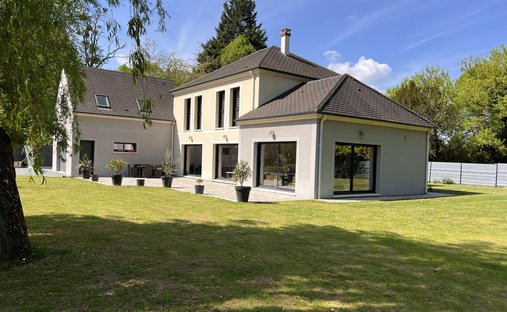 House in Saint-Martin-Longueau, Hauts-de-France, France 1