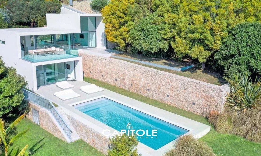 Villa in Gabelle-Courcettes-Les Clos, Vallauris, France 4 - 18084760