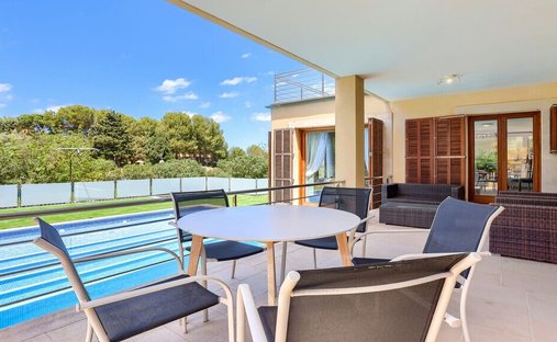 Villa in Alcúdia, Balearische Inseln, Spanien 1