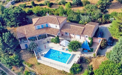 House in Est, Olmet-et-Villecun, France 1