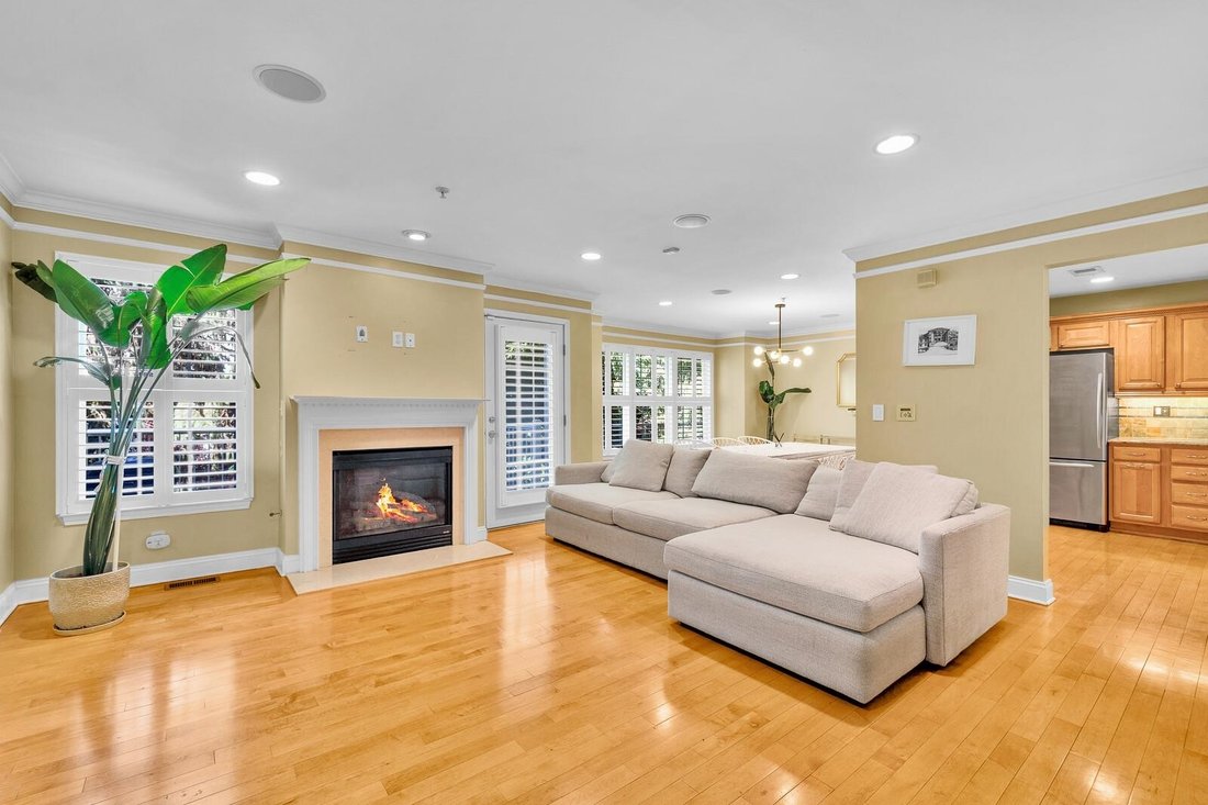 House in Secaucus, New Jersey, United States 5 - 18083059