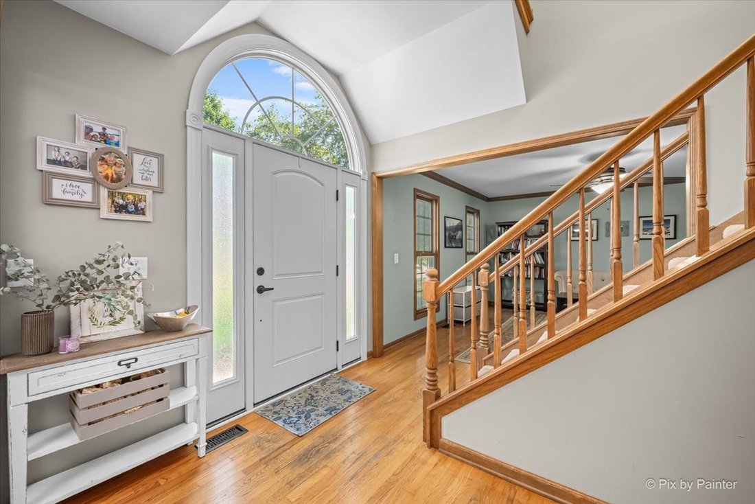 House in Aurora, Illinois, United States 3 - 18086306