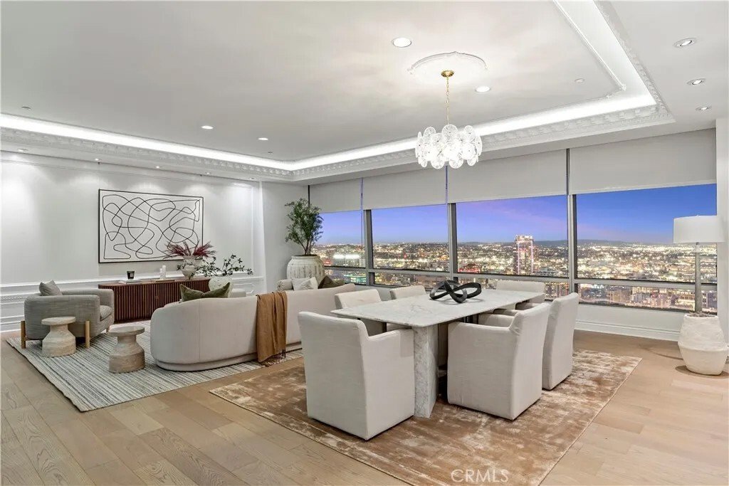 Condo in Los Angeles, California, United States 3 - 18085314