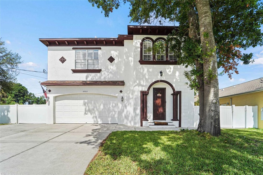 House in Tampa, Florida, United States 1 - 18081096