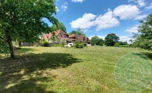Estate in Lembeye, Nouvelle-Aquitaine, France 1