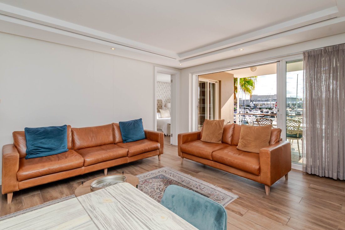Apartment in Foreshore, Cape Town, South Africa 4 - 18083612
