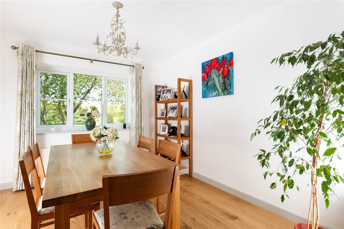 House in South Newington, England 5 - 18081021