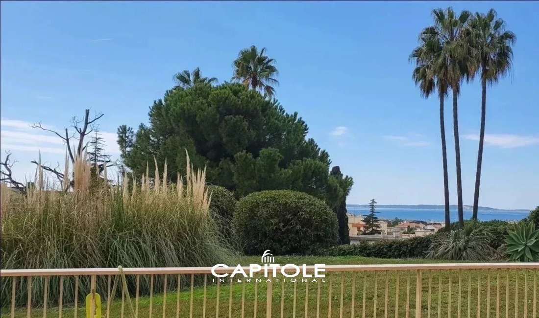 Apartment in Laval, Antibes, France 1 - 18084424