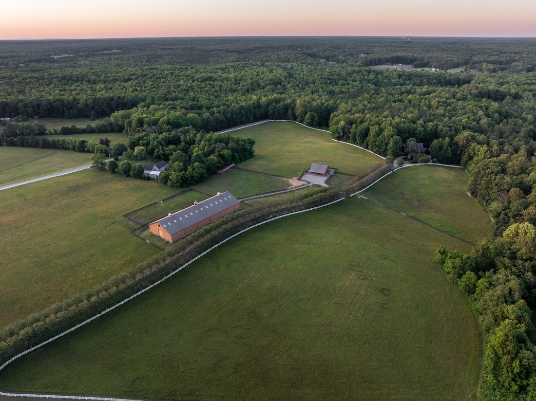 Maison à Montpelier, Virginie, États-Unis 2 - 18082806