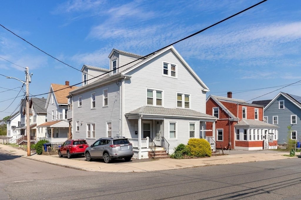 Malden, Massachusetts, United States 2 - 18087163