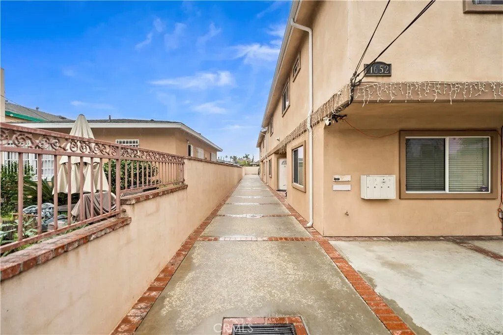 Torrance, California, United States 2 - 18022748
